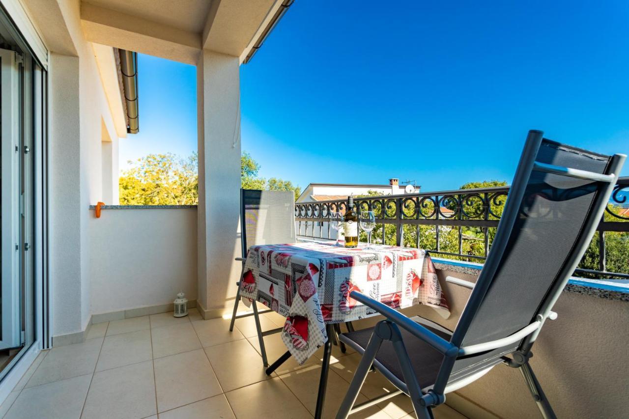 Apartments Jelena فانتاسيسي المظهر الخارجي الصورة