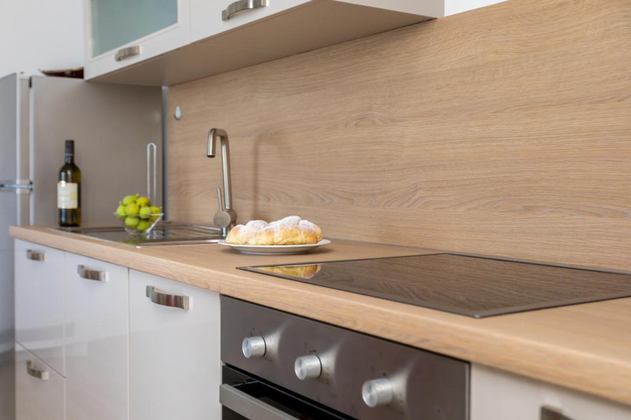 Apartments Jelena فانتاسيسي المظهر الخارجي الصورة