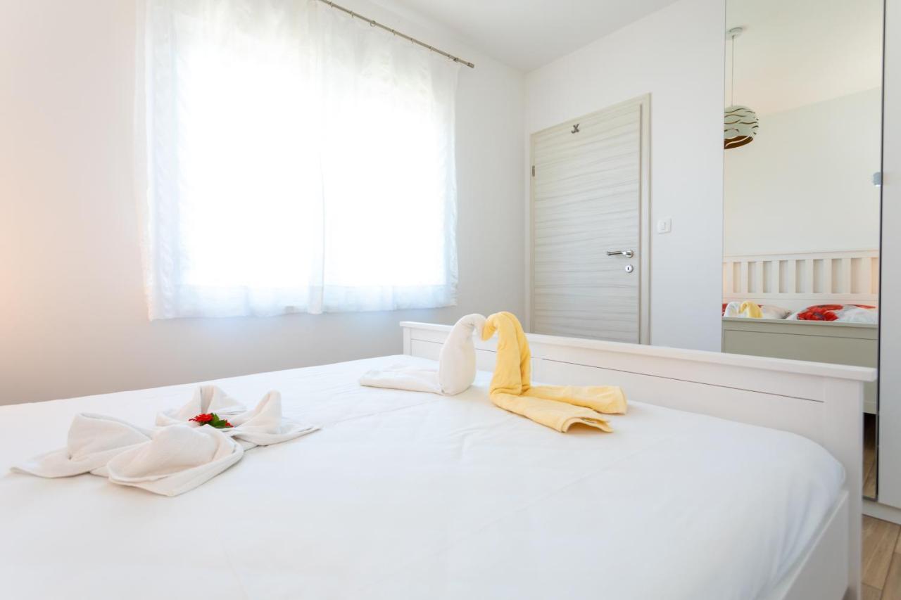 Apartments Jelena فانتاسيسي المظهر الخارجي الصورة