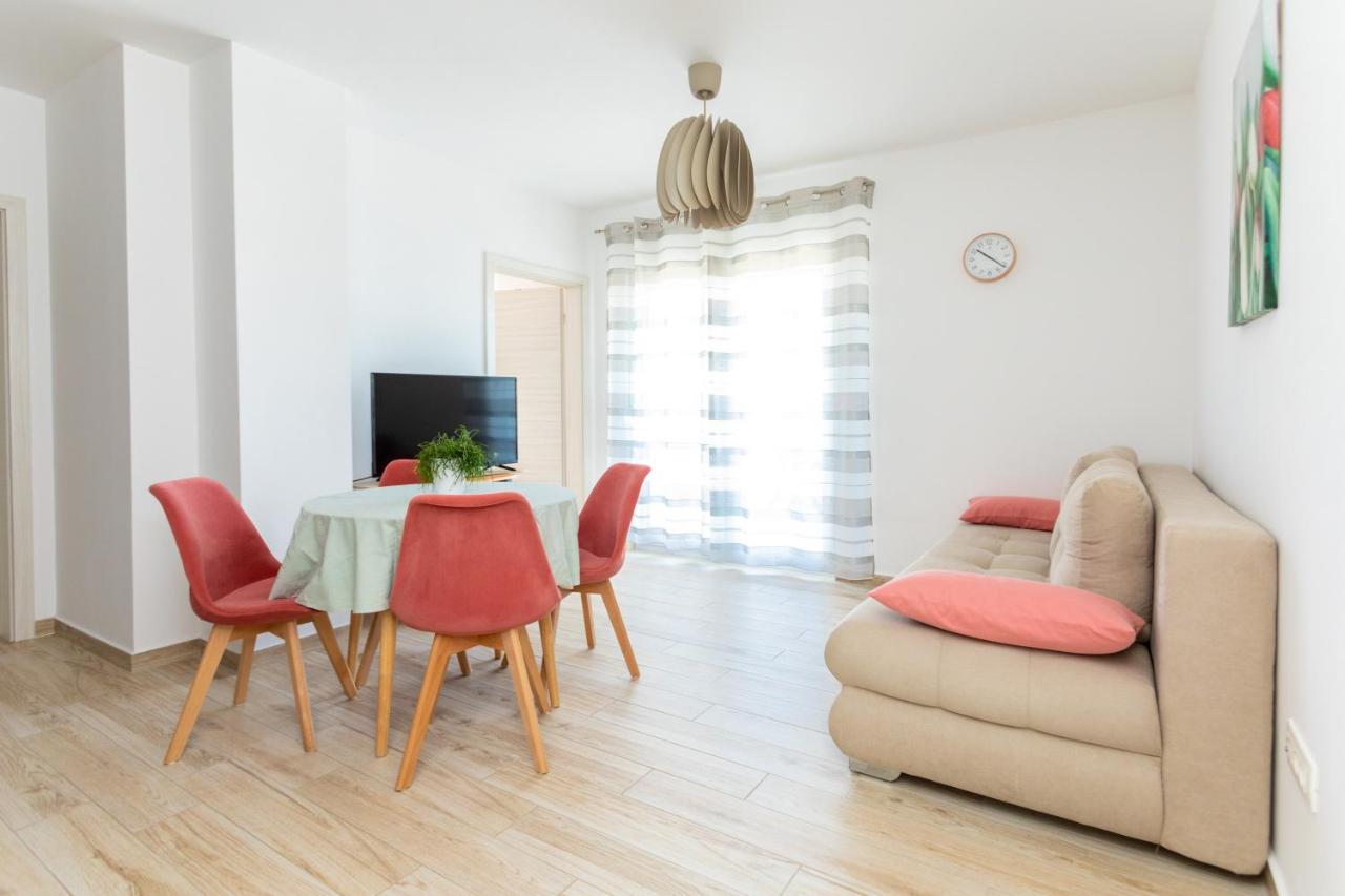 Apartments Jelena فانتاسيسي المظهر الخارجي الصورة