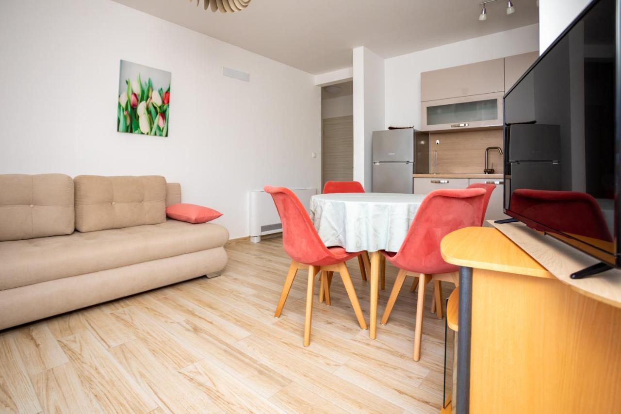 Apartments Jelena فانتاسيسي المظهر الخارجي الصورة